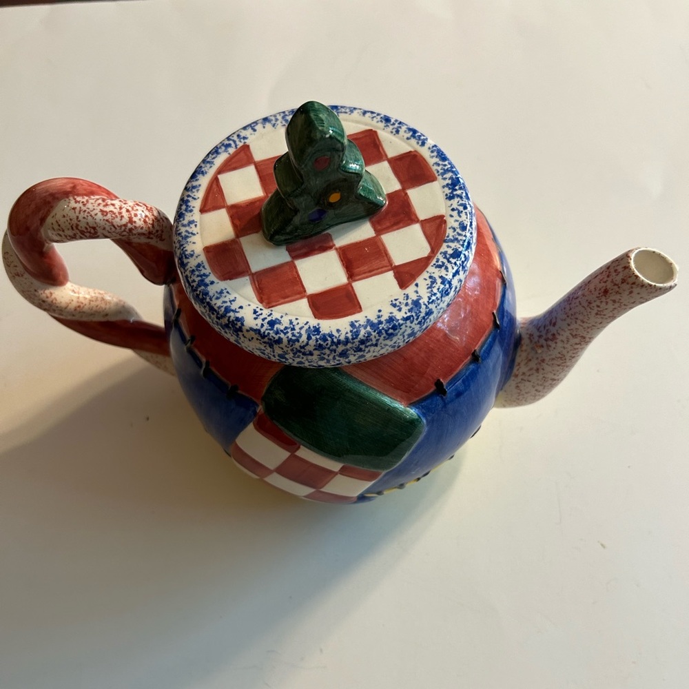 LOTUS HOLIDAY CANDY CERAMIC TEAPOT (1996) HANDCRAFTED WITH LID